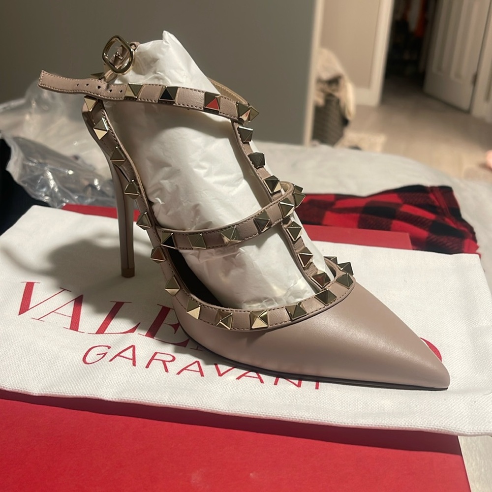 Valentino heels,,size 36